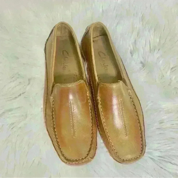 Clarks England cognac camel tan driving loafers shoes sz 8.5 m - Picture 2 of 9